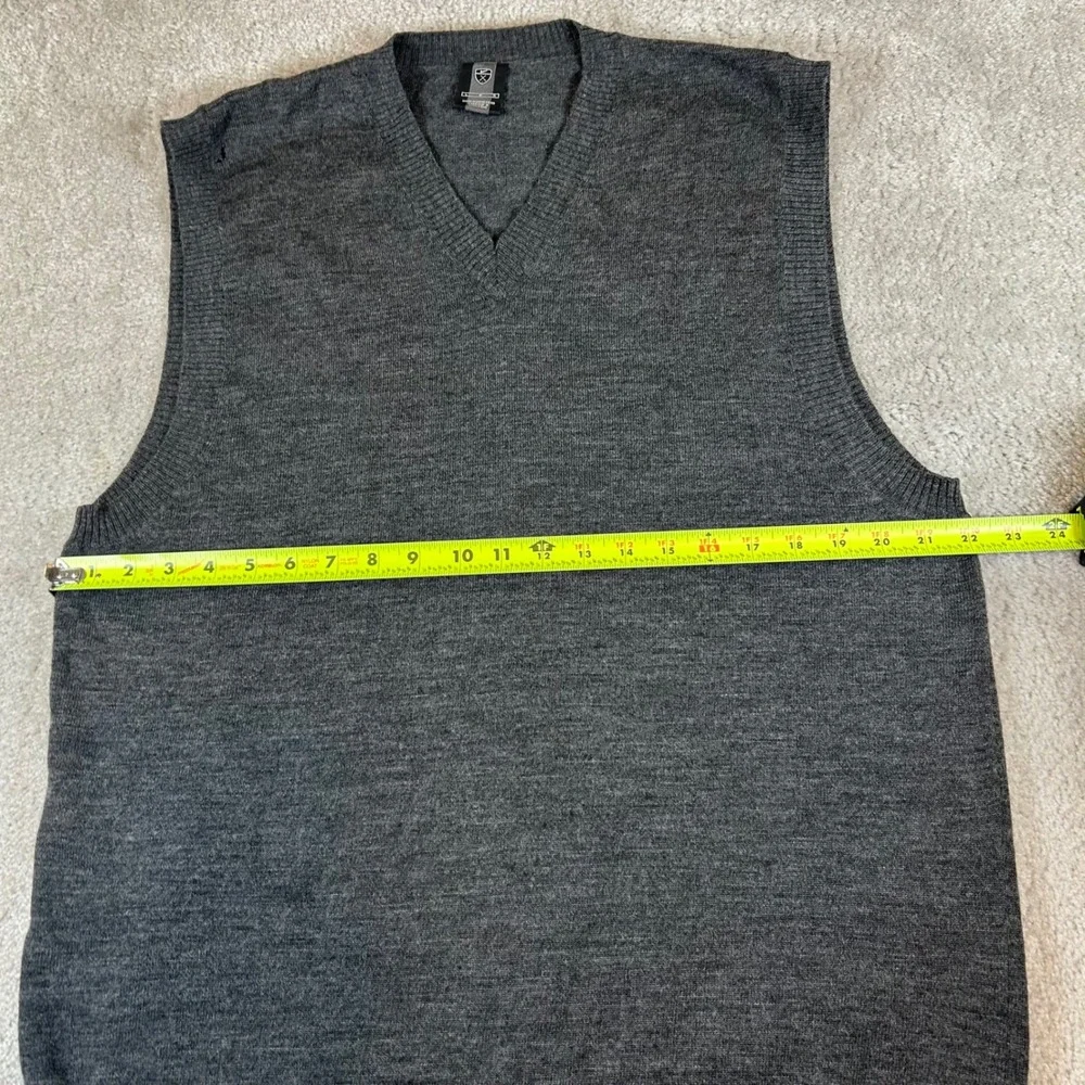Nike Golf Sweater Vest Mens Large Gray 100% Merino Wool V-Neck Sleeveless Knit